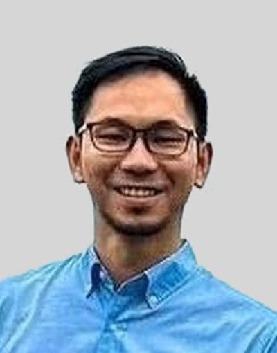 Portrait of Lester Lee